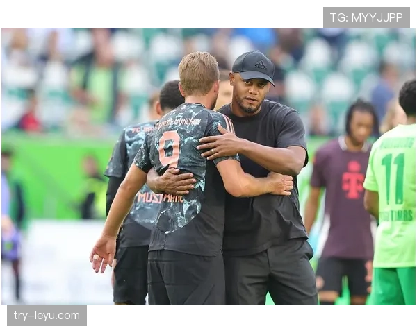 孔帕尼下了球场秒变隐形富豪，好像家里是开银行的？